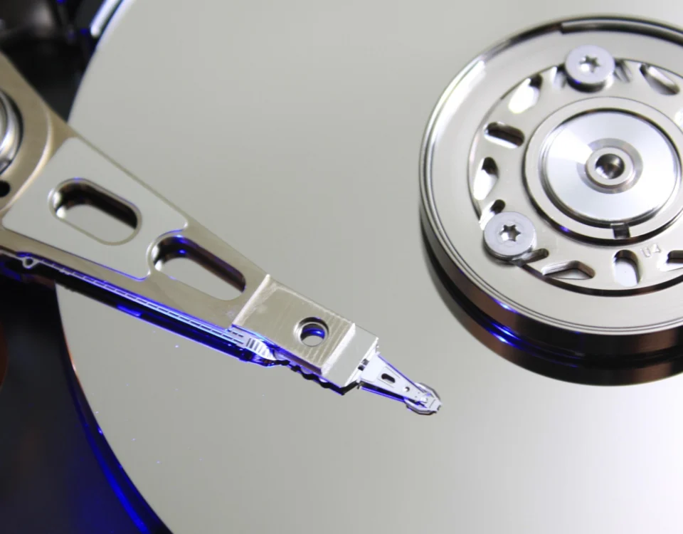Perché smaltire i dati sensibili aziendali in sicurezza è essenziale